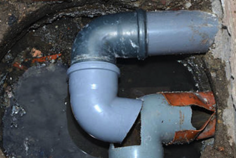 why its dangerous to leave your clogged drains unchecked