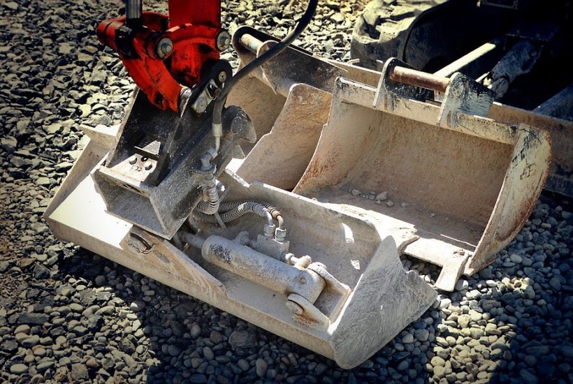 reasons for leasing equipment with an operator