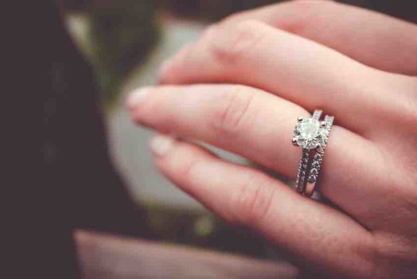 tips to buy a perfect ring for her