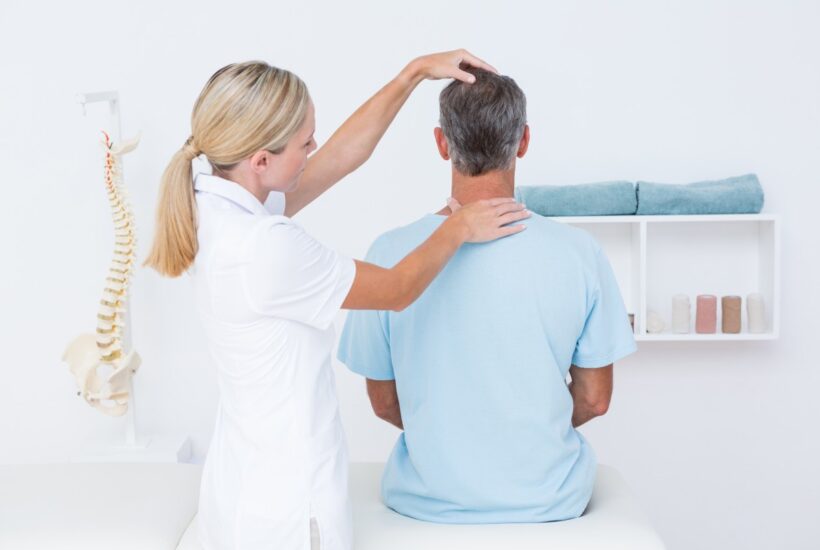 visiting a chiropractor heres what to expect