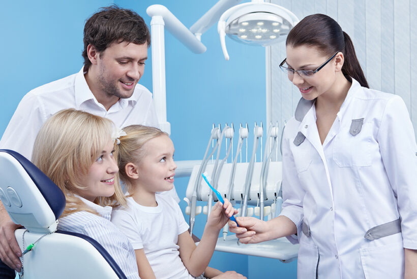 3 ways family dentistry improves communication about oral care at home