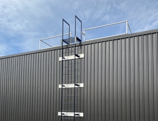 why fixed aluminum ladders are a practical choice for industrial access